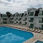 Otel The Nix