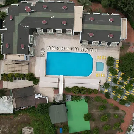 The Nix Kemer 4*