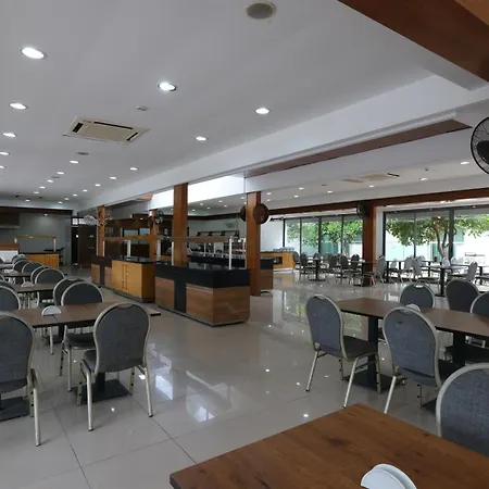 The Nix Kemer Hotel 4*